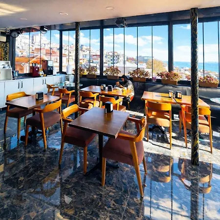 Adjacent-anex-building-of-kaya-royal-hotel Free Tea And Coffee On The Terrace Restaurant - Total Three Floors And No Elevator Istanbulská provincie