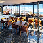 Adjacent-anex-building-of-kaya-royal-hotel Free Tea And Coffee On The Terrace Restaurant - Total Three Floors And No Elevator Isztambul